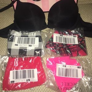 Victoria secret panties & Ilys bombshell bra